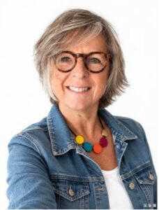 consultante en strategie de communication et marketing à Conflans